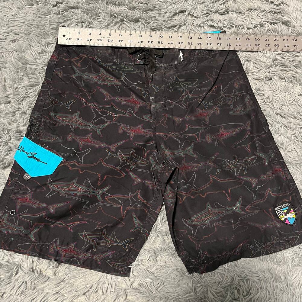 New with Tags Maui and Sons Shark Board Shorts Swim Retro Men’s 34 - Picture 5 of 11